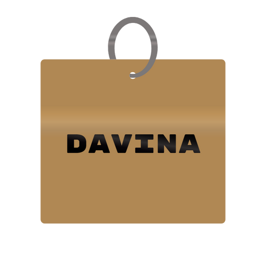 Keychain Engraved with Davina MDF 4cm x 4cm x 3mm